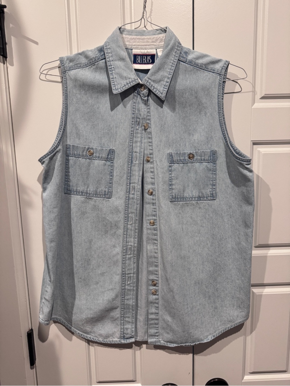 Vintage Bill Blass Jeans Sleeveless Denim Shirt Medium, Lt Wash 100% Cotton 90s